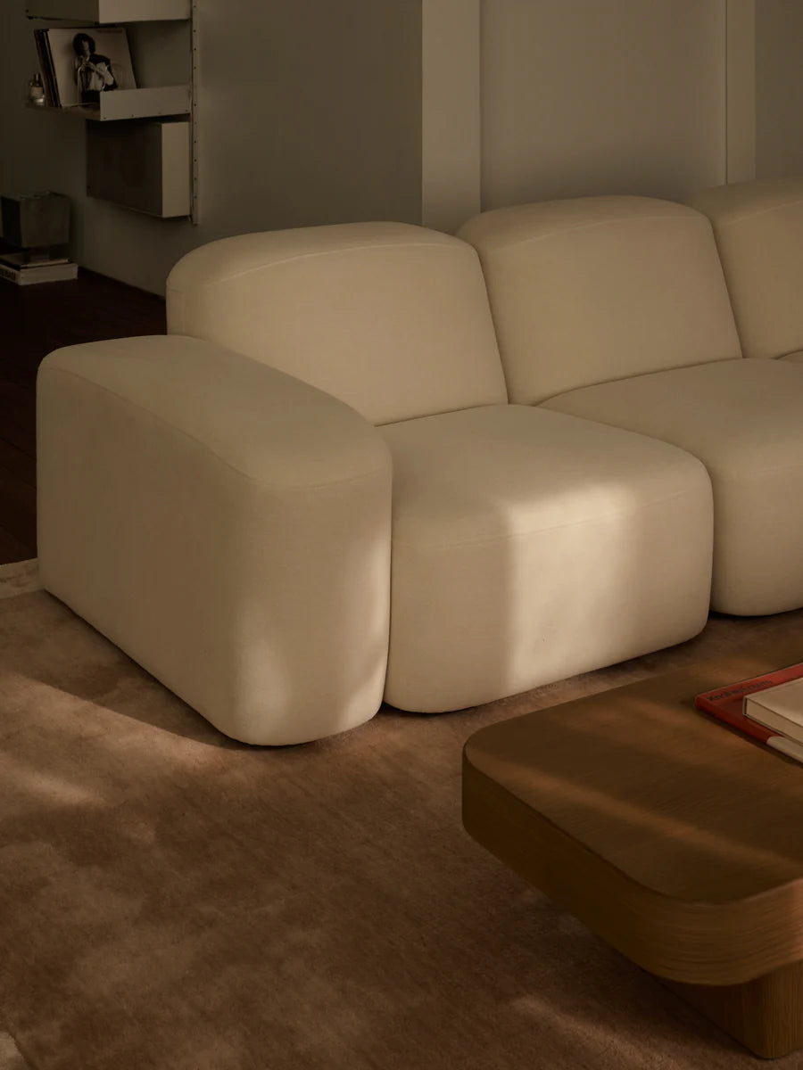 Muse Sofa / 3 Seater