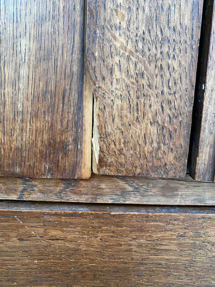 Vintage Solid Wood Wardrobe with Drawers – Imported from London