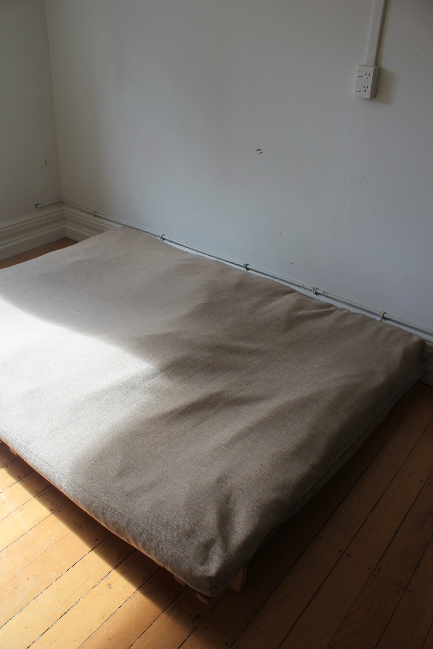 Japanese Style Futon / Queen