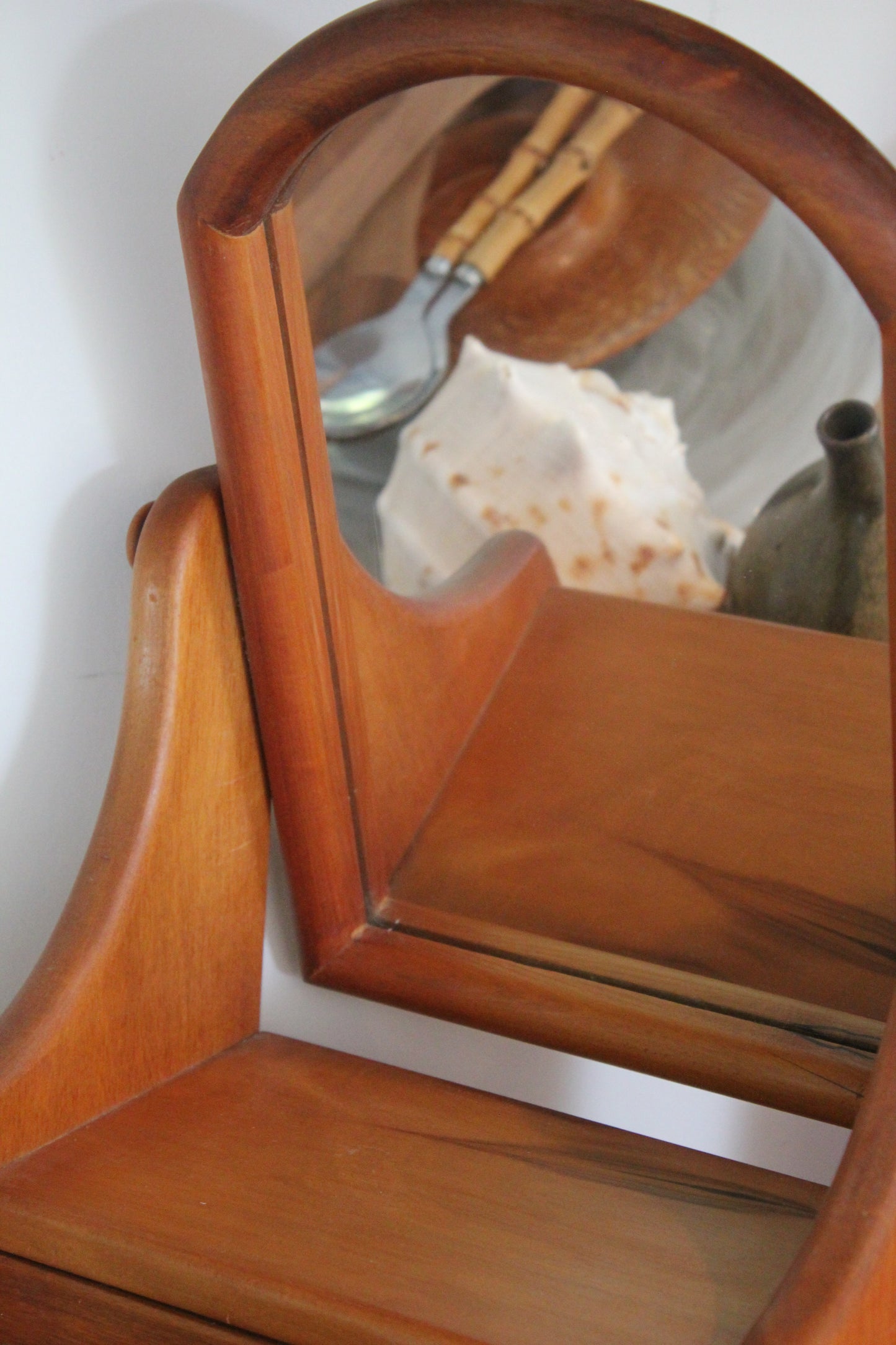Rimu Vanity Mirror / Storage box