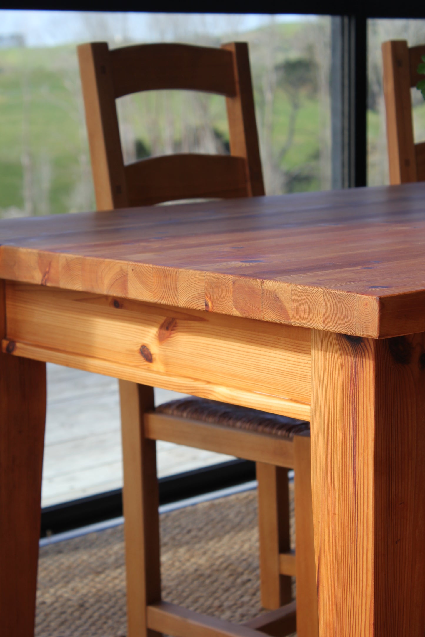 English Country Style Dining Table
