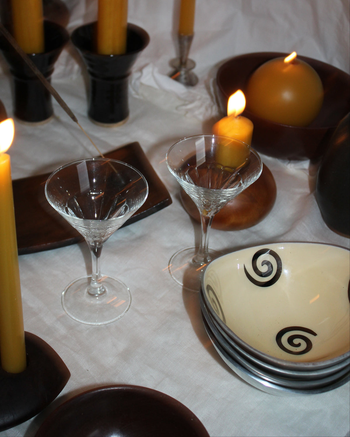 Set of 4 Swirl Serving Bowls