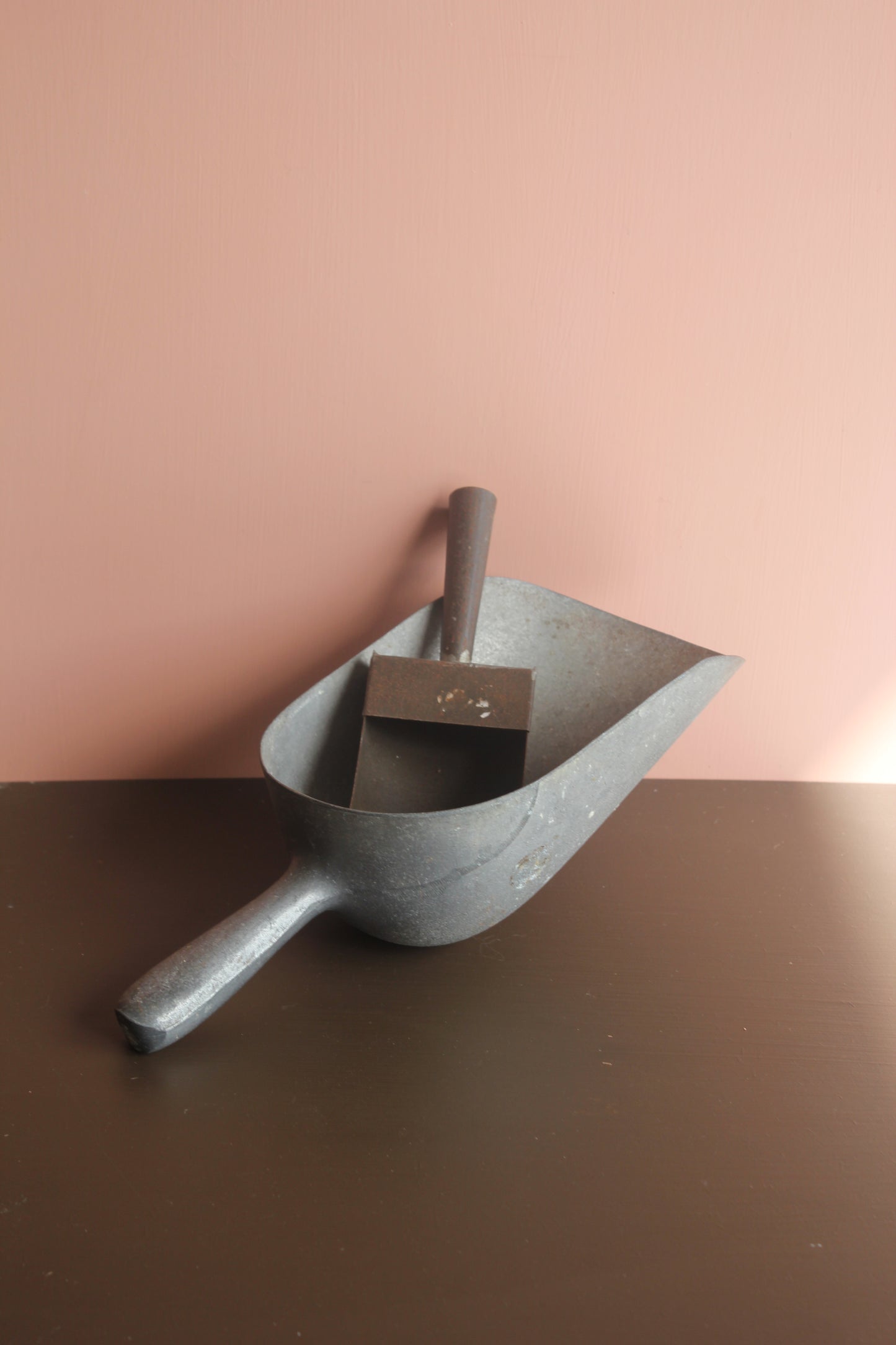 Vintage Metal Scoops – Pair (Large & Small)