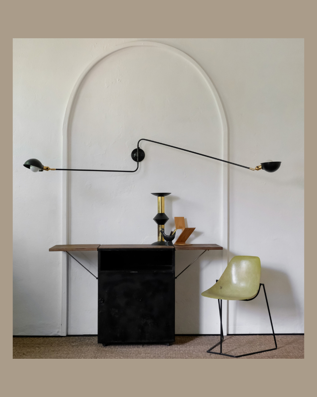 Wo & We Wall Light