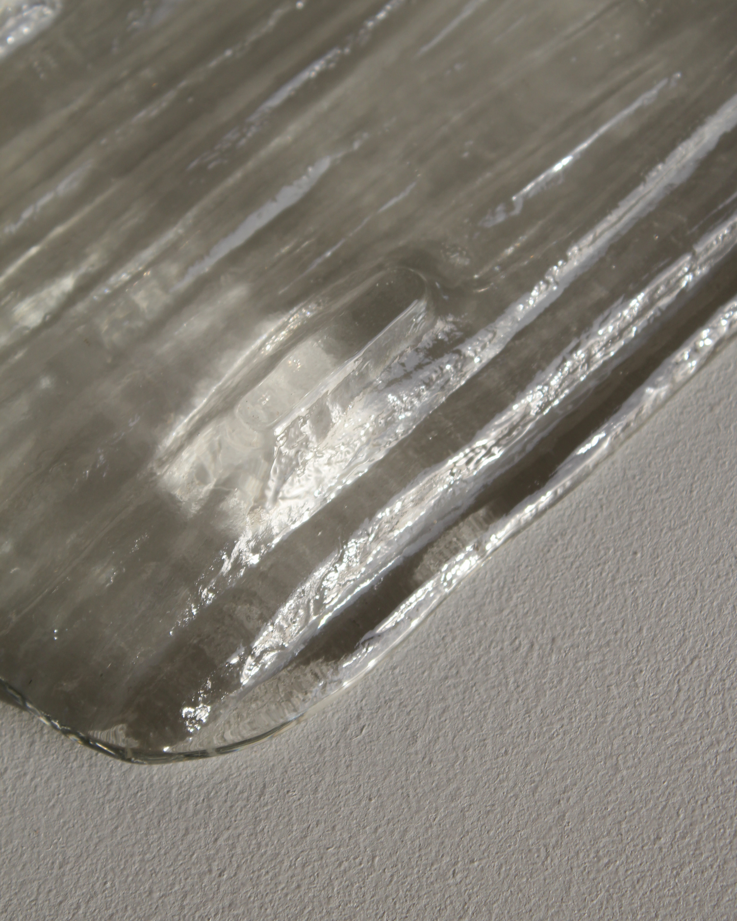 Vintage ribbed glass platter with feet