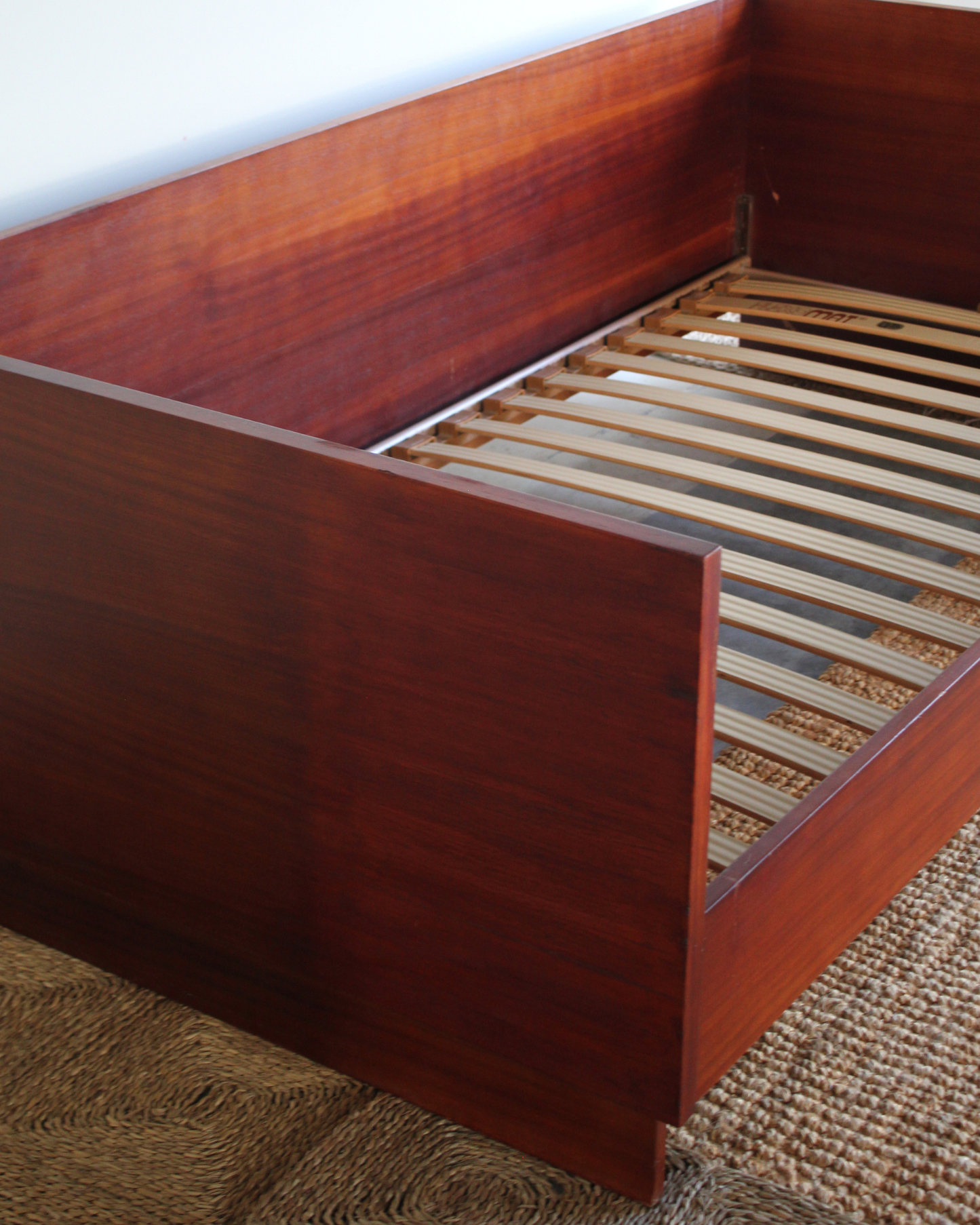 Vintage Mid-Century Daybed