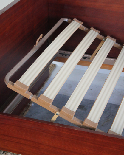 Vintage Mid-Century Daybed