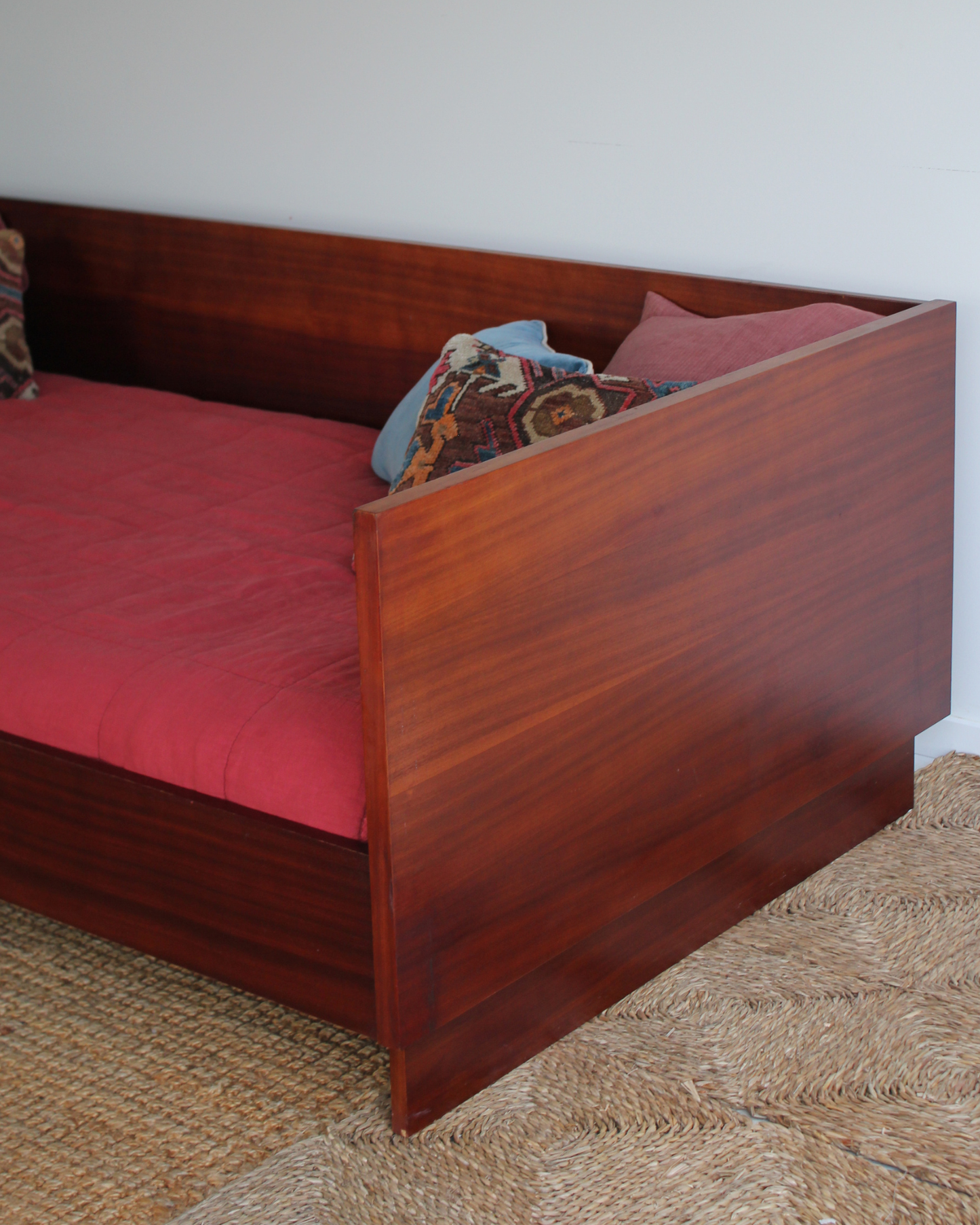 Vintage Mid-Century Daybed