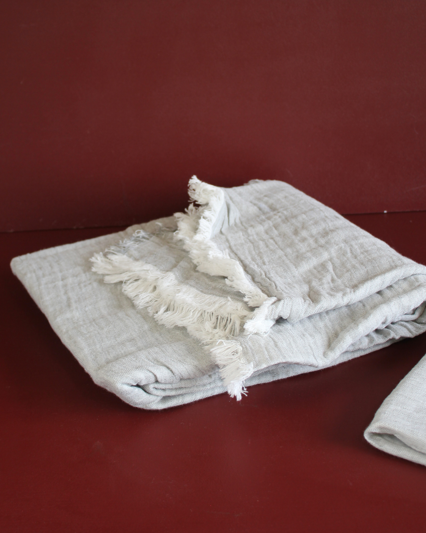 Bianca Lorenne Leggera Throw / Pale Ocean