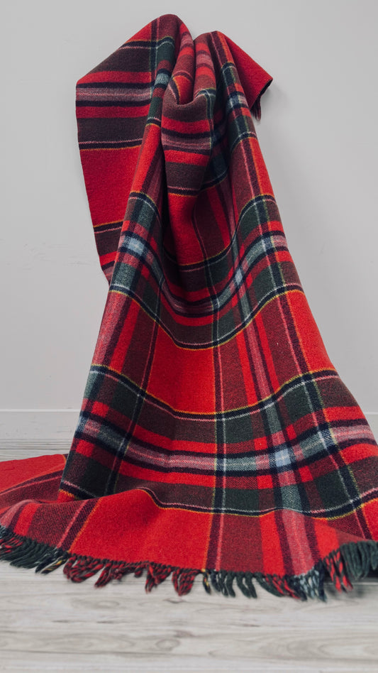 NZ Vintage Wool Blanket / Onehunga Red Tartan