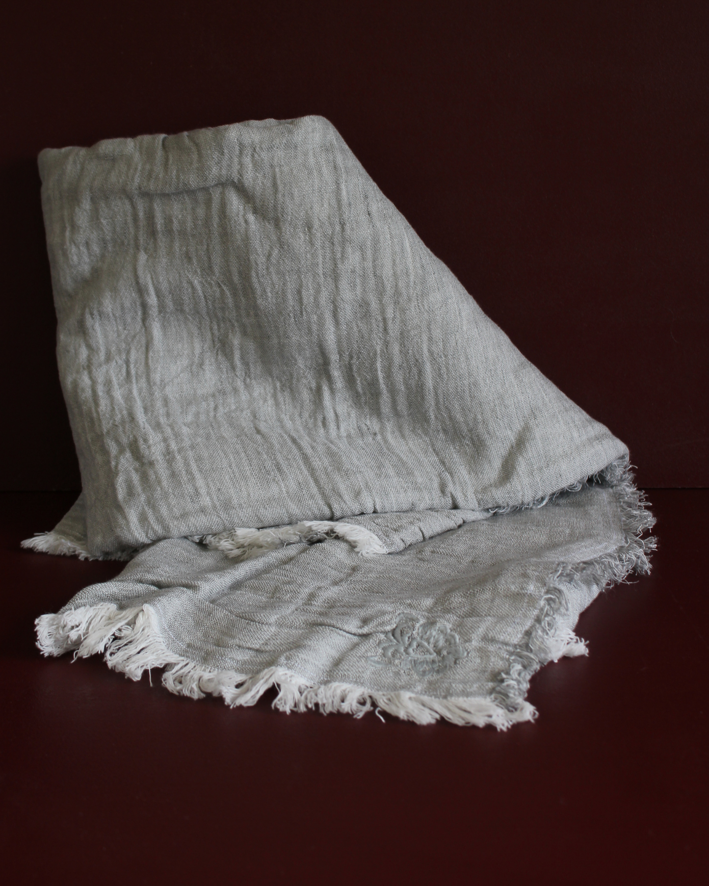 Bianca Lorenne Leggera Throw / Pale Ocean