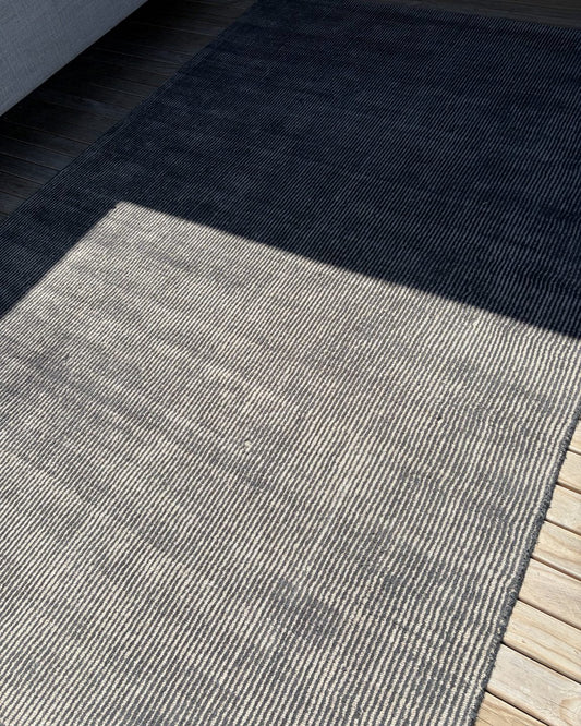 Nodi / Mini Loop Wool Rug / 2x3m