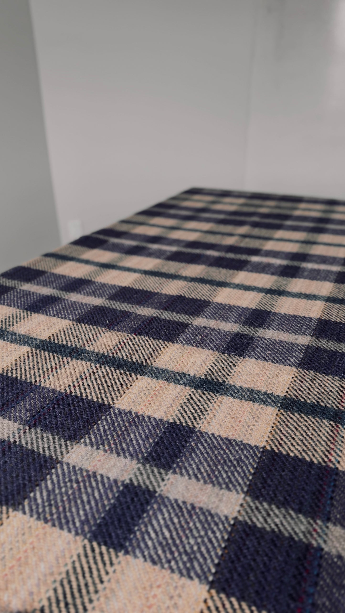 Nz Vintage Blanket / Masterweave Purple Tan pattern