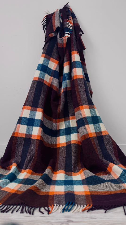 NZ Vintage Wool Blanket / Kaiapoi / & Orange Tartan
