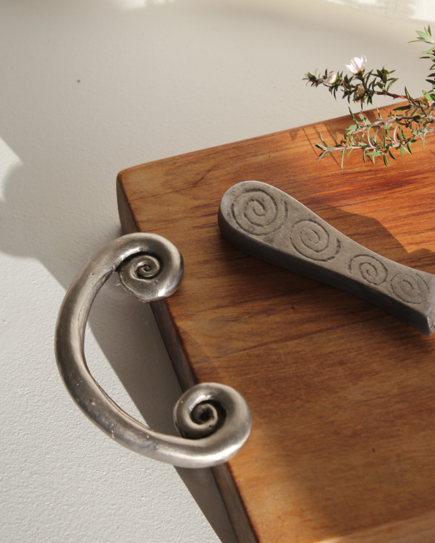 NZ Kauri Board with Pewter Handles & Set of Knives