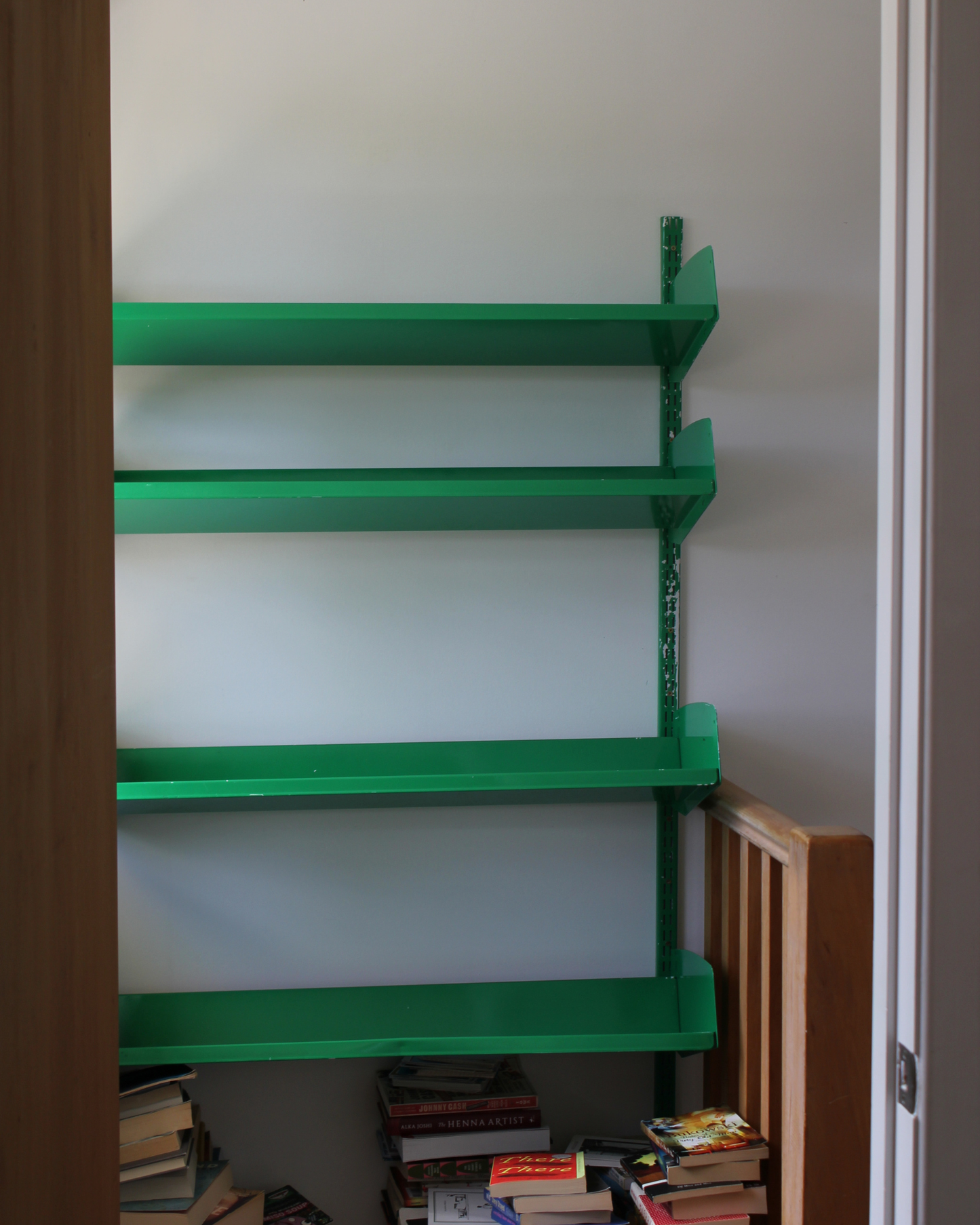 Green Adjustable Metal Wall Shelving (4-Tier)