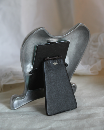 Sculptural Aluminium Tabletop Frame