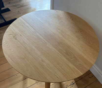 Simon James Underline Round Dining Table