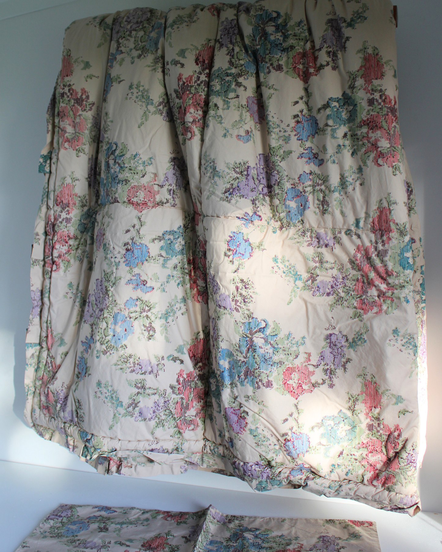 Bianca Lorenne Comforter & 2 Pillowcases | King Single