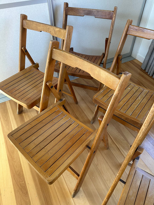 Slatted Folding Wooden Chairs / Set of 5