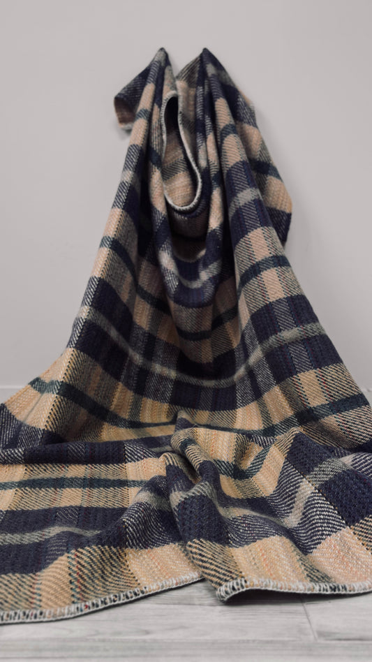 Nz Vintage Blanket / Masterweave Purple Tan pattern