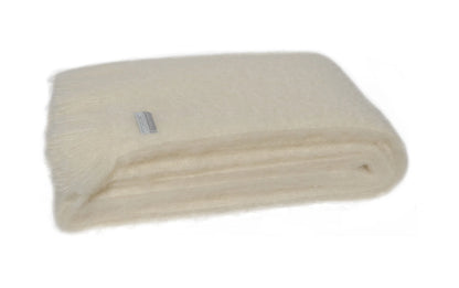 Windermere Mohair Throw / Dove