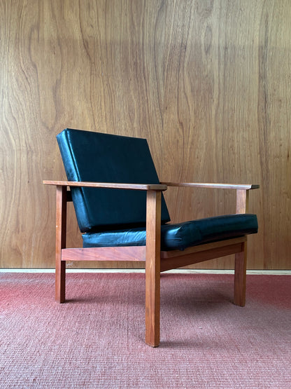 Mid century Arm Chair