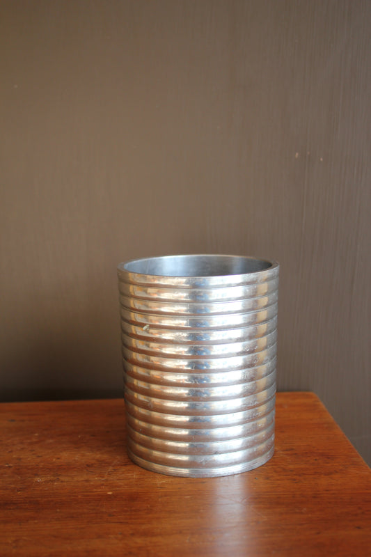 Ribbed Aluminium Vessel