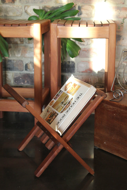 Rimu Book or Mag Stand