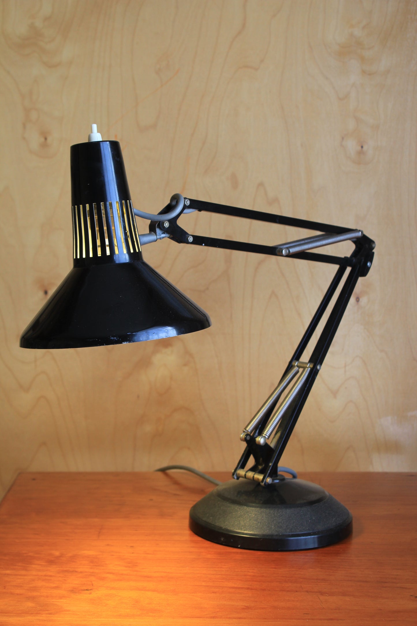 Classic Anglepoise Superlux Desk Lamp
