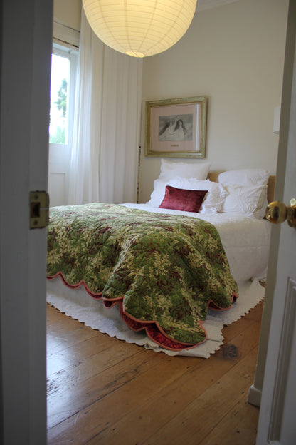 Sage & Clare Alka Scalloped Coverlet / King