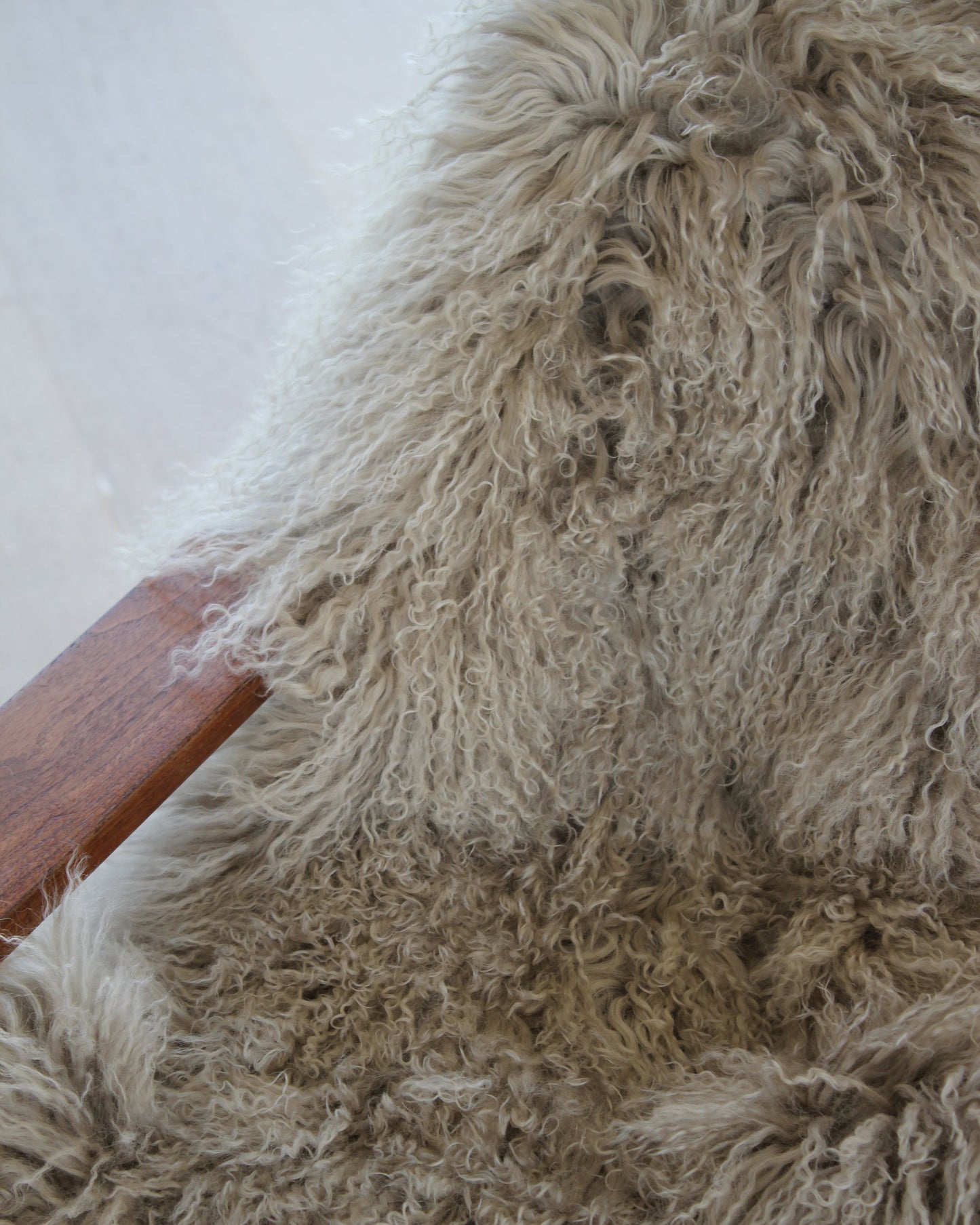 Auskin Tibetan Lambskin in Silver Grey