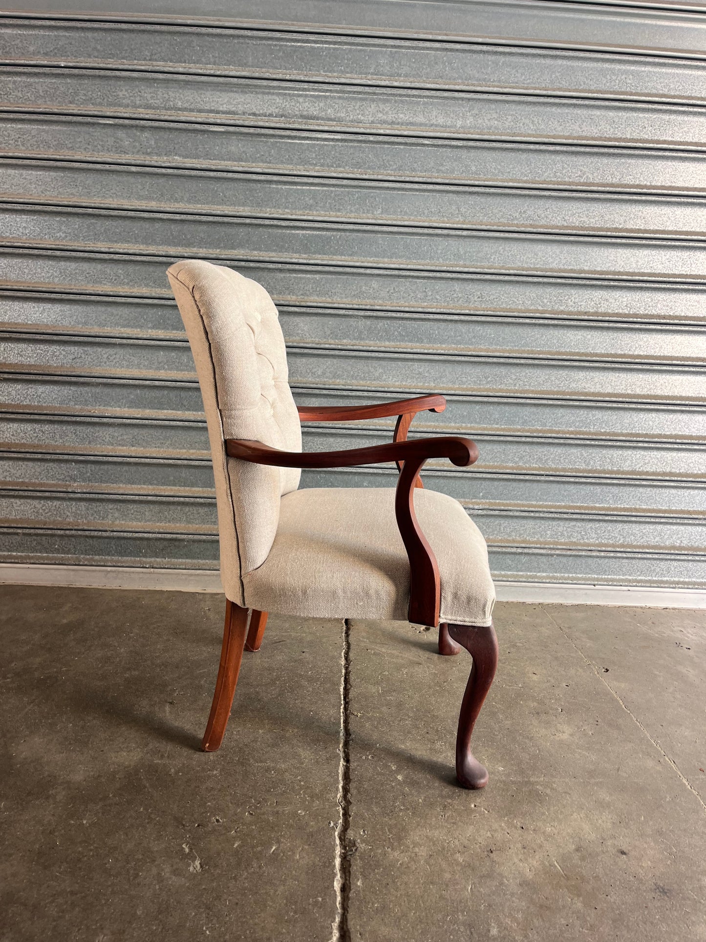 Queen Anne Tufted Armchair
