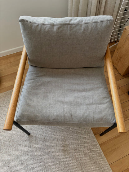 Simon James / Parallel Chair