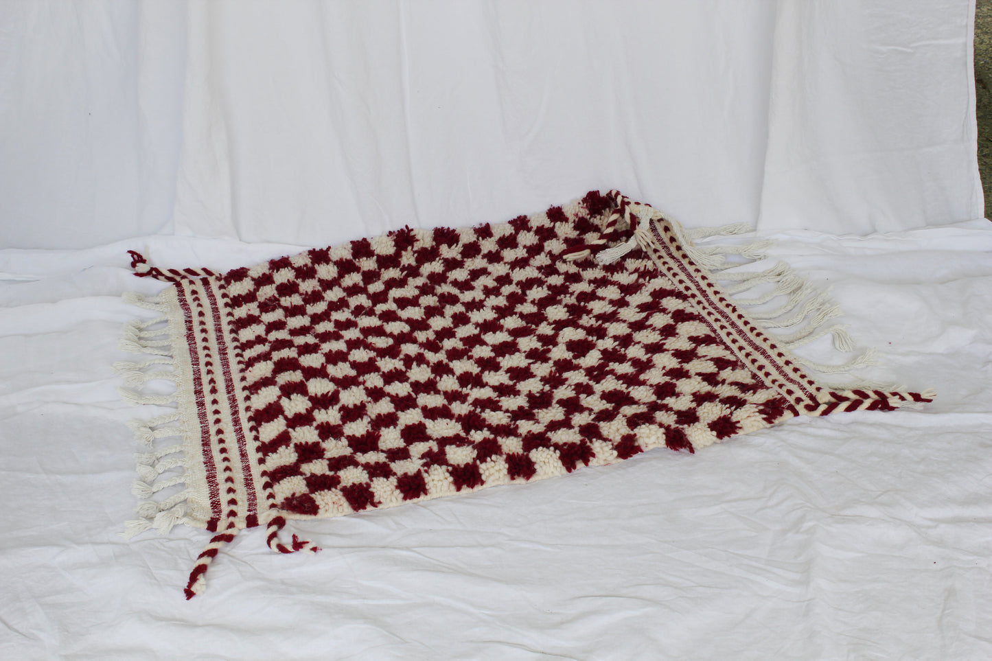 Red & White Moroccan Tasselled Rug