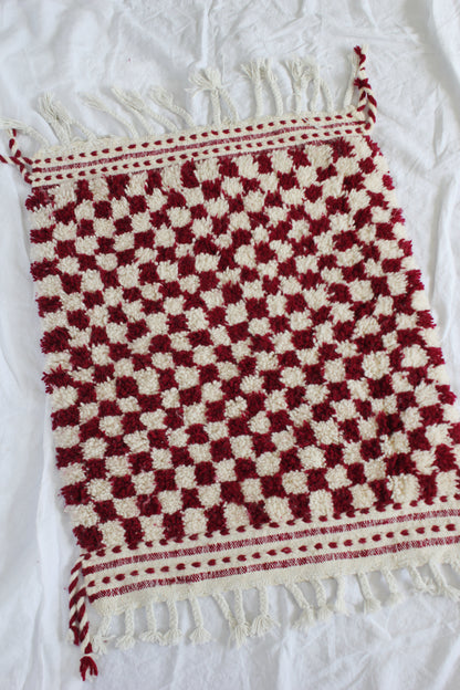 Red & White Moroccan Tasselled Rug