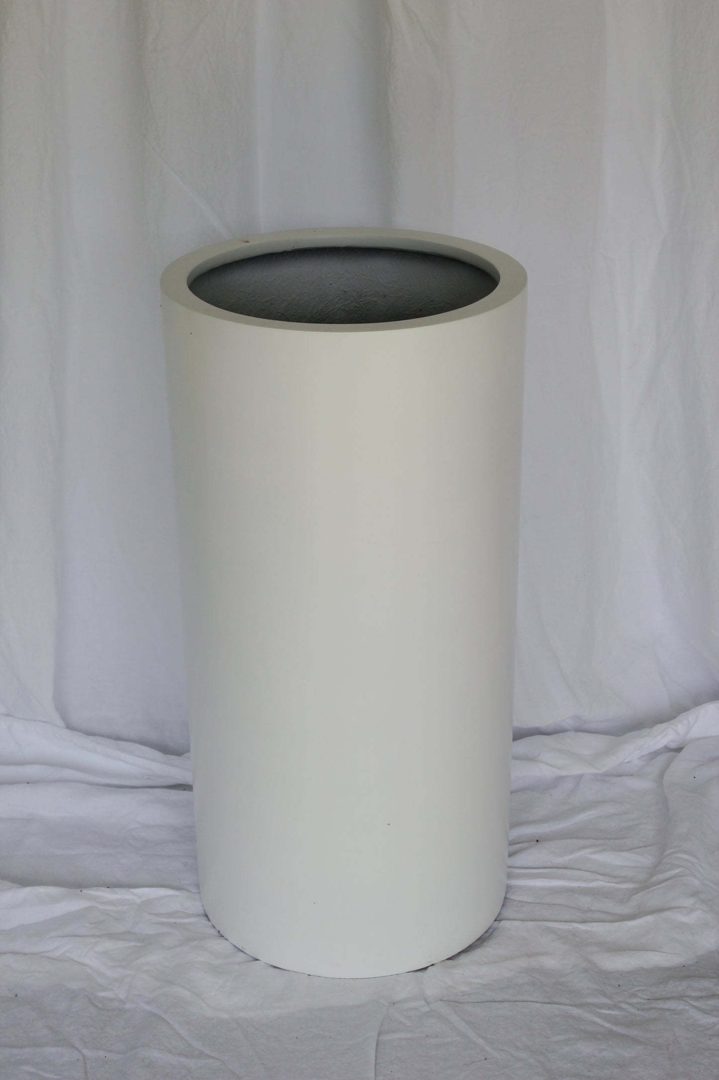 Bianca Cigar Cylinder Pot – Medium