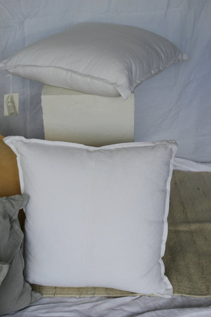 Cushions – White Weave Como (Pair)