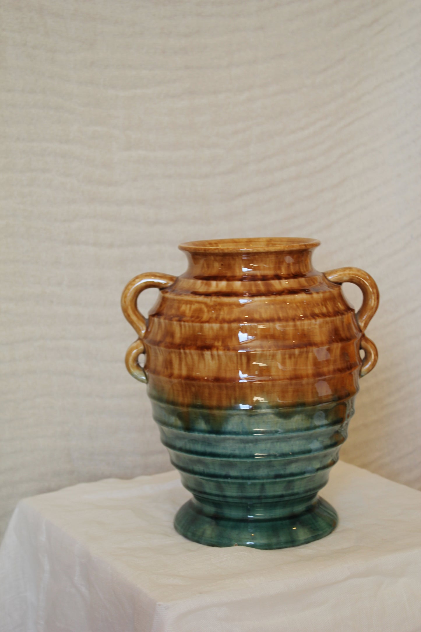 Mashman Fluted Vase / Green & Tan