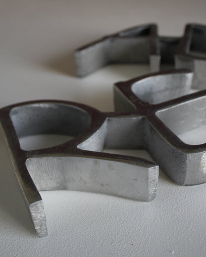 READ Aluminium Bookends