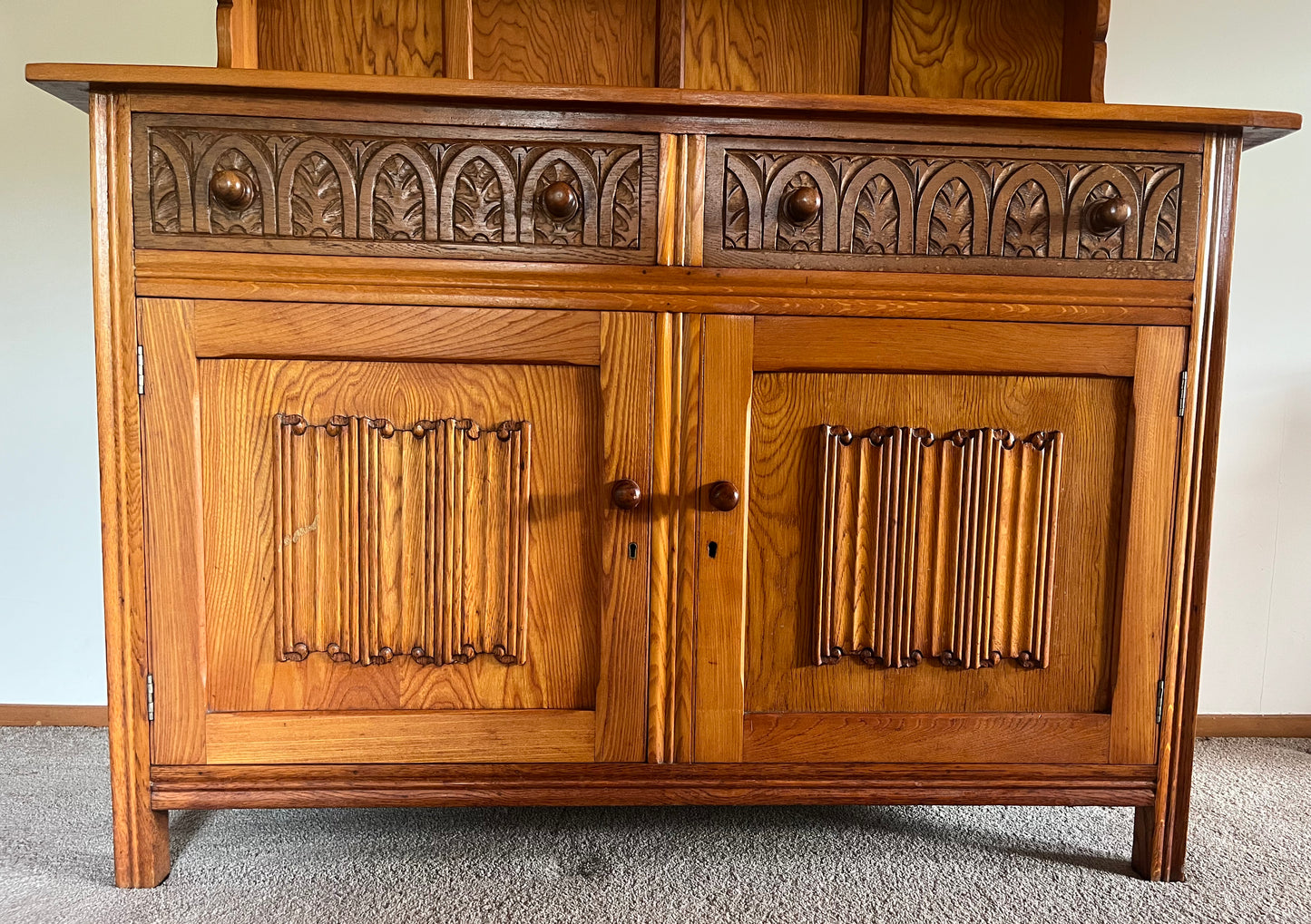 Vintage Welsh Oak Hutch