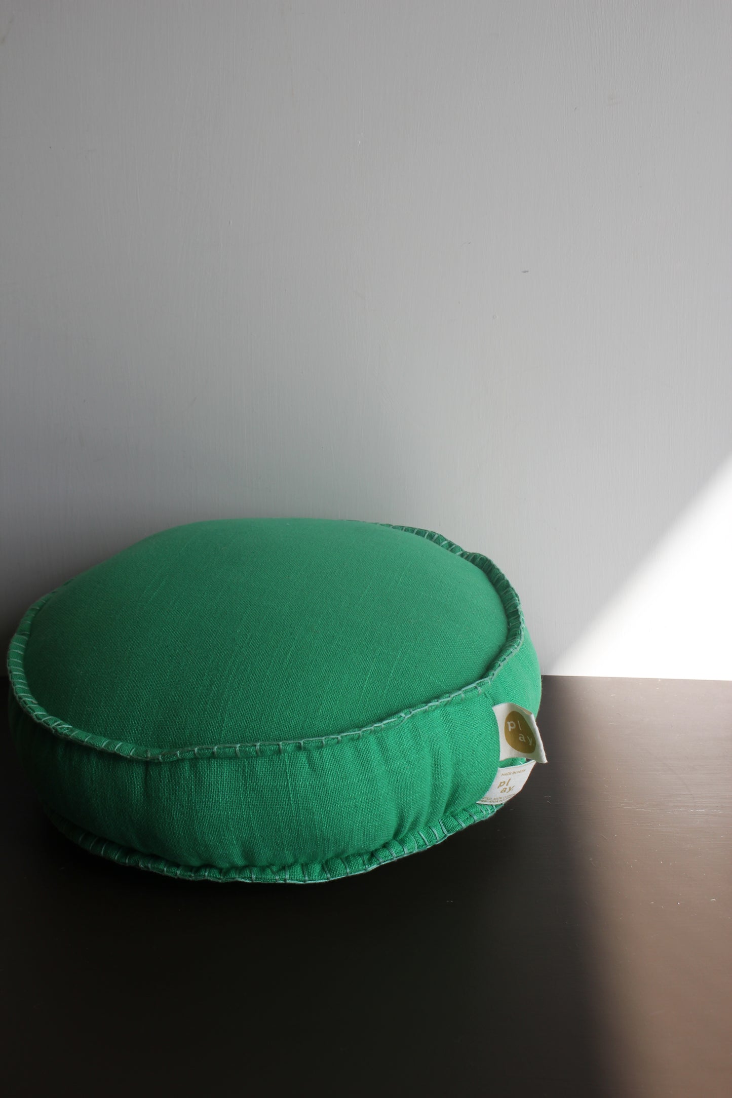 Sage & Clare Rylie Round Cushion – Pea
