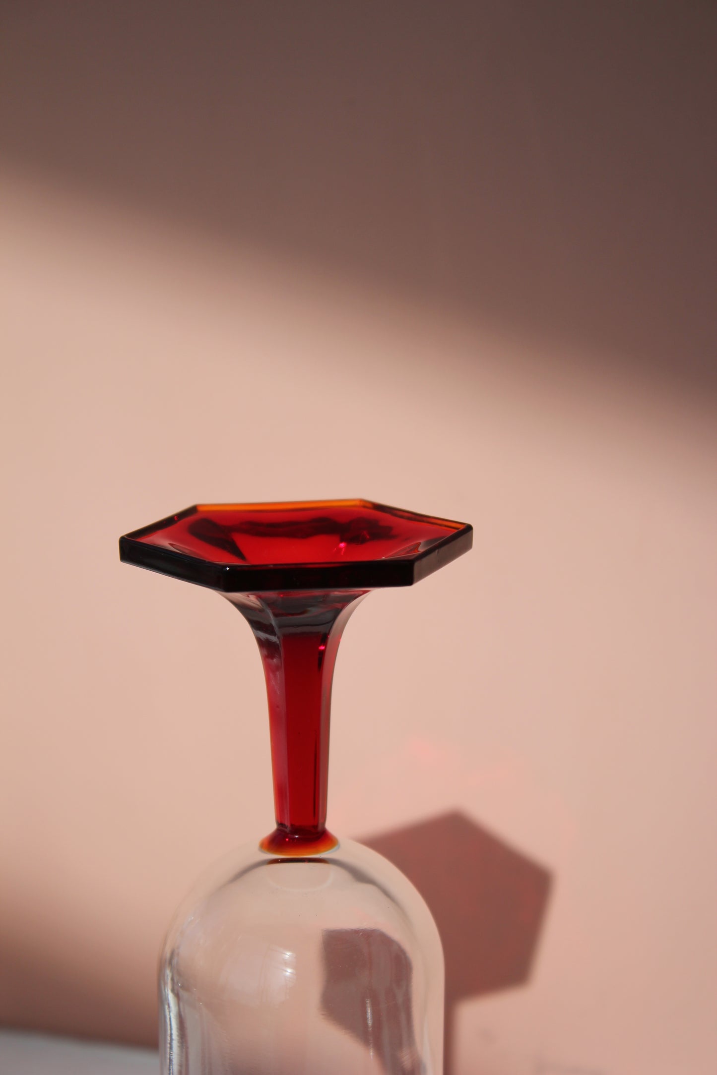 Red Stem Champagne Glasses / Set of 4