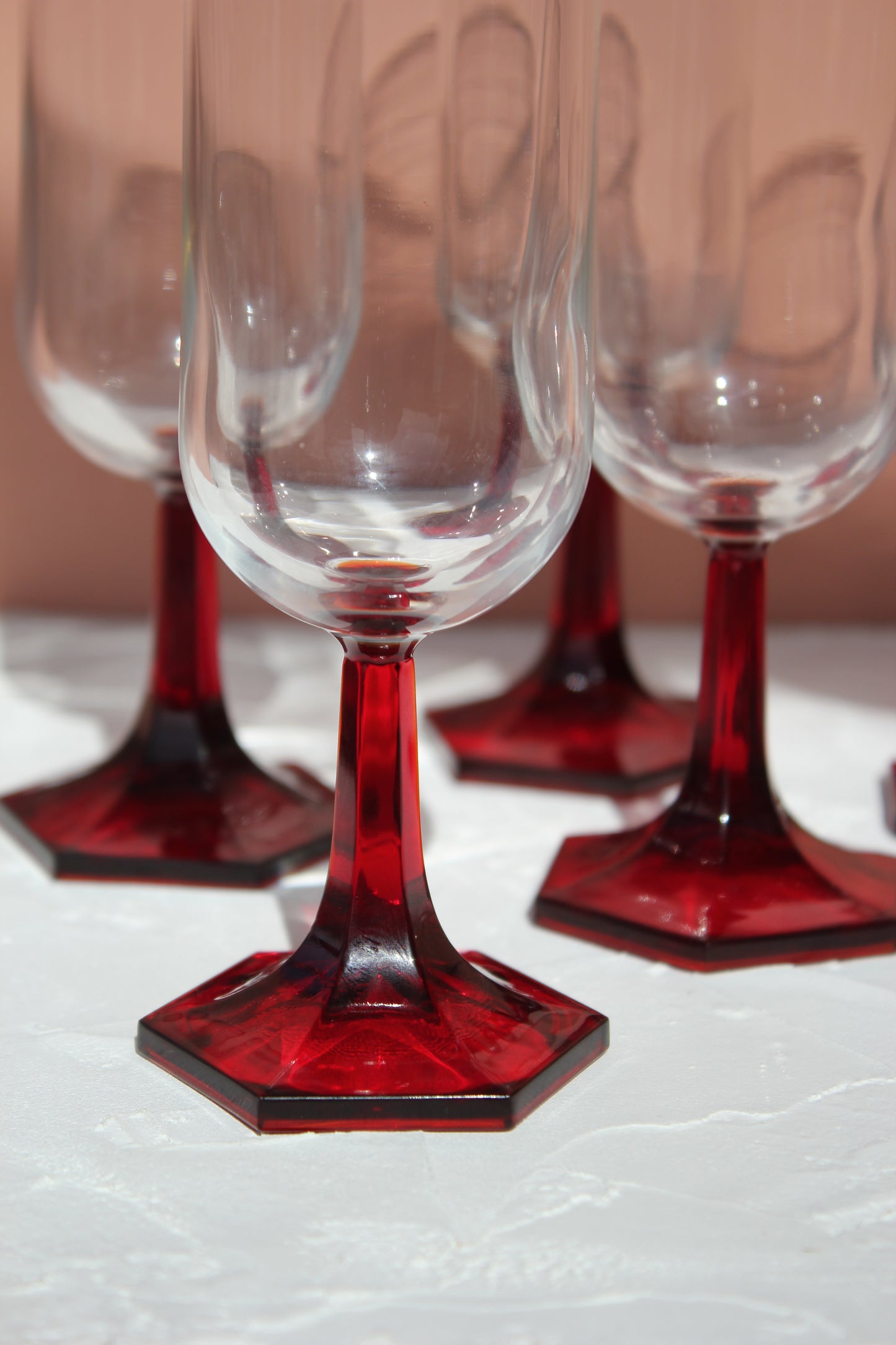 Red Stem Champagne Glasses / Set of 4