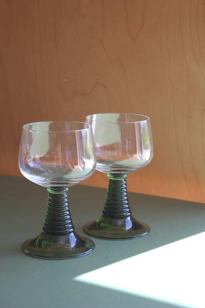 Luminarc Large Roemer Wine Glasses with Green Ribbed Stem (Pair)