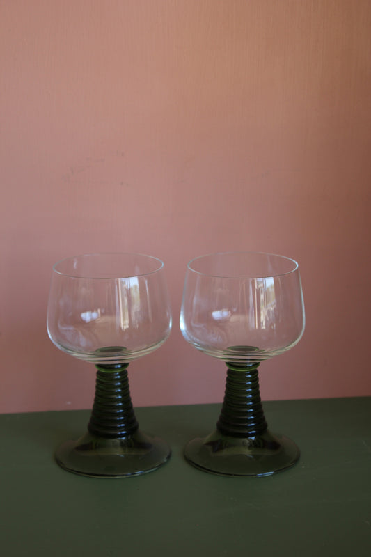 Luminarc Large Roemer Wine Glasses with Green Ribbed Stem (Pair)