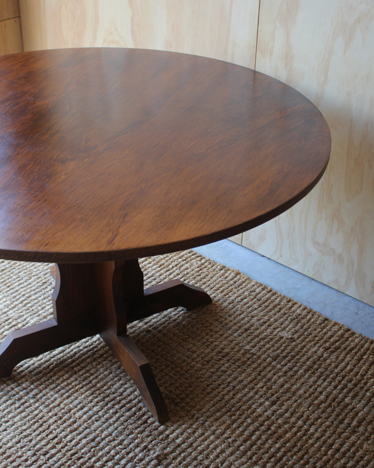 Brutalist Style  Table & Chairs | 4-6 seater