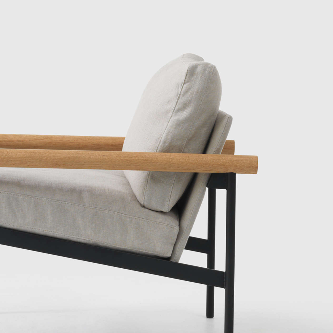 Simon James / Parallel Chair