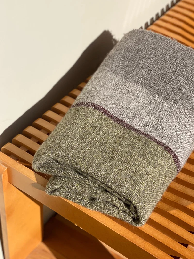 Stansborough Wool Throw | Dehei